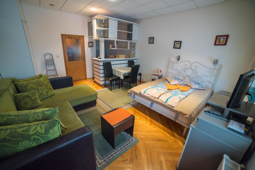 Downtown Apartment